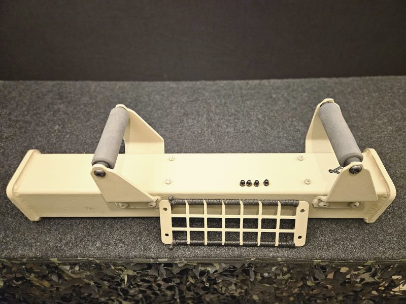 Taktische Türramme mittleres Modell mit 15 kg Gewicht aus hochfestem Stahl für professionelle Türöffnungen im behördlichen Einsatz.